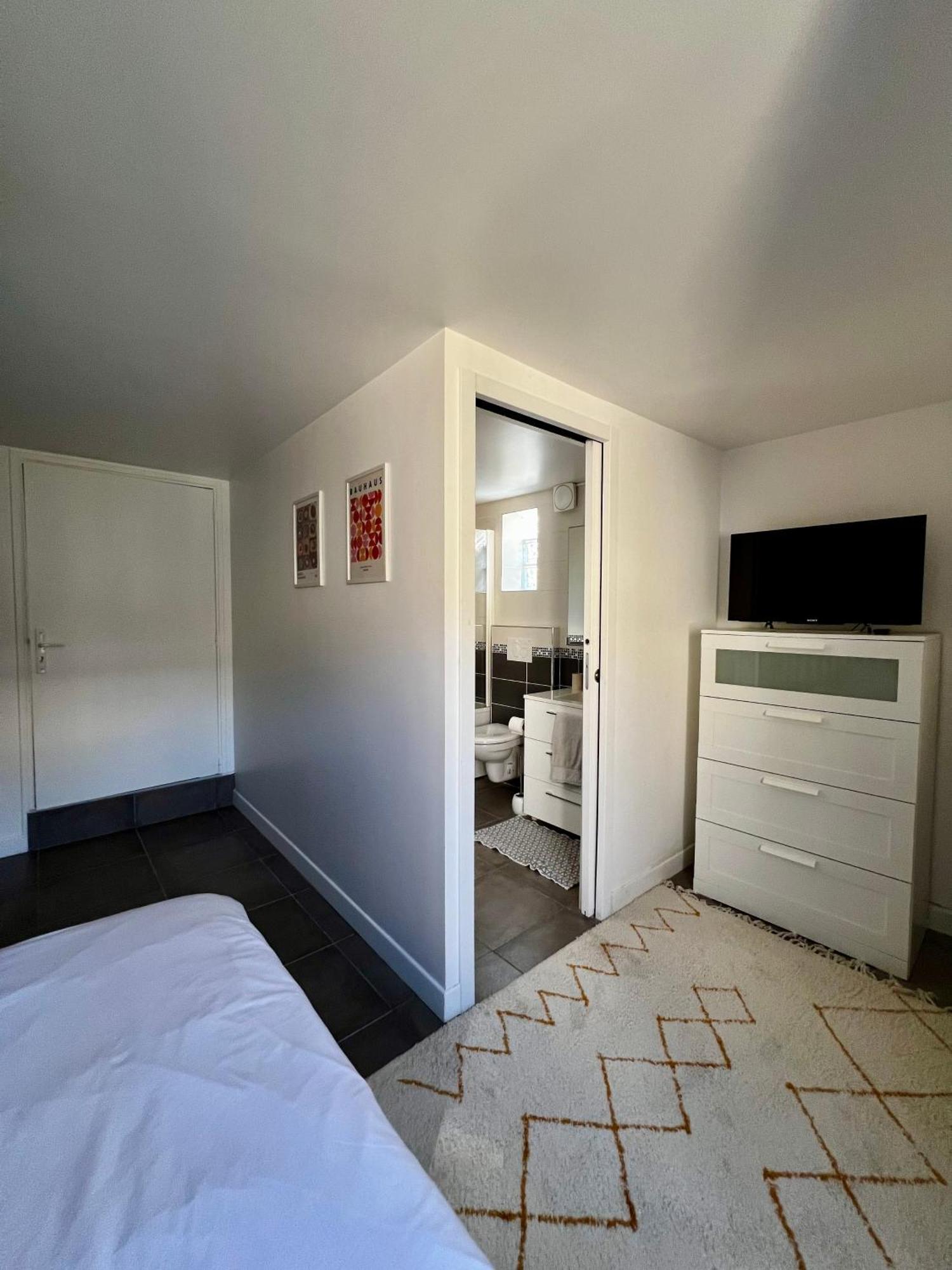 Chambre Dans Maison Meuliere Avec Jardin Chelles  Dış mekan fotoğraf